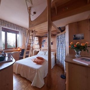 Camera con letto queen size